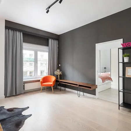 Plac Zbawiciela Deluxe Lägenhet