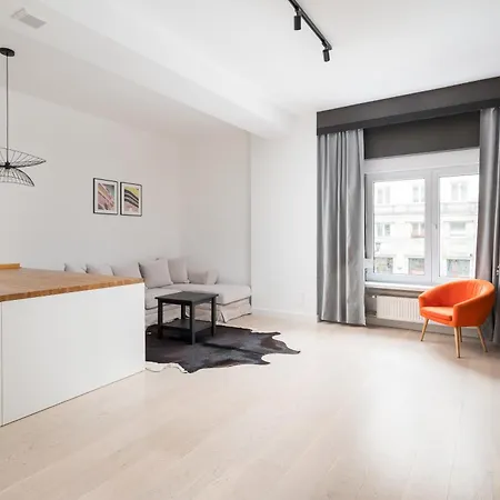 Апартаменты Plac Zbawiciela Deluxe *