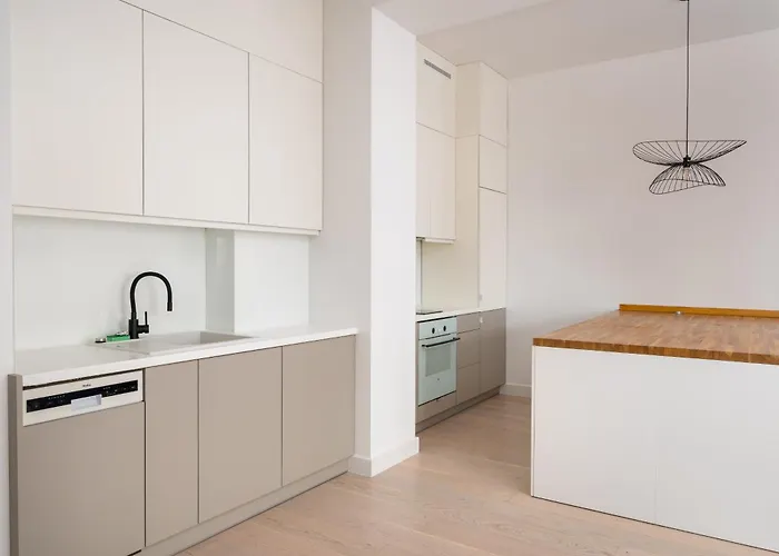 Plac Zbawiciela Deluxe *