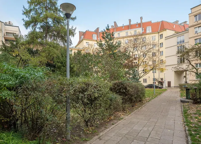 Plac Zbawiciela Deluxe